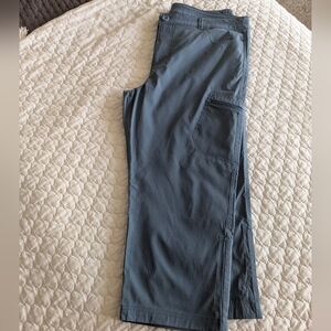 Eddie Bauer Women's Slate Blue Capri Pants